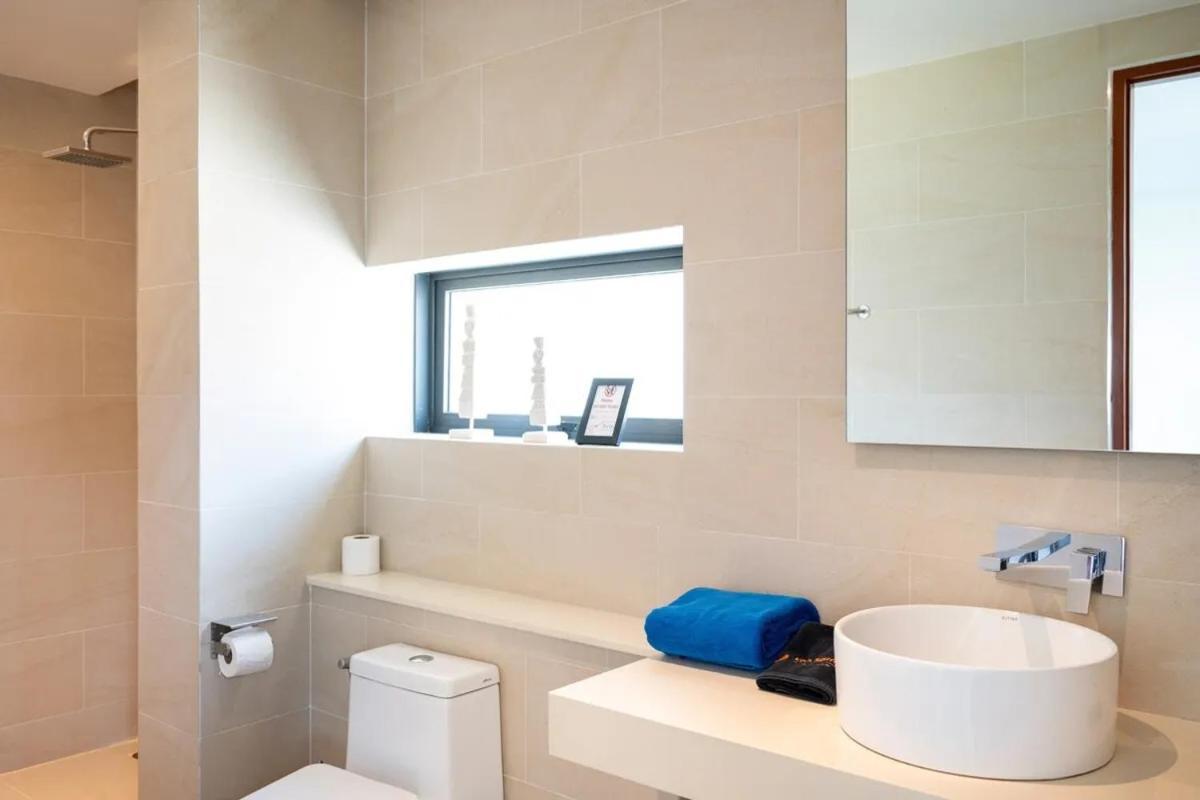 Villa Lola 2Br - Private Infinity Pool & Sea View 차웽 외부 사진