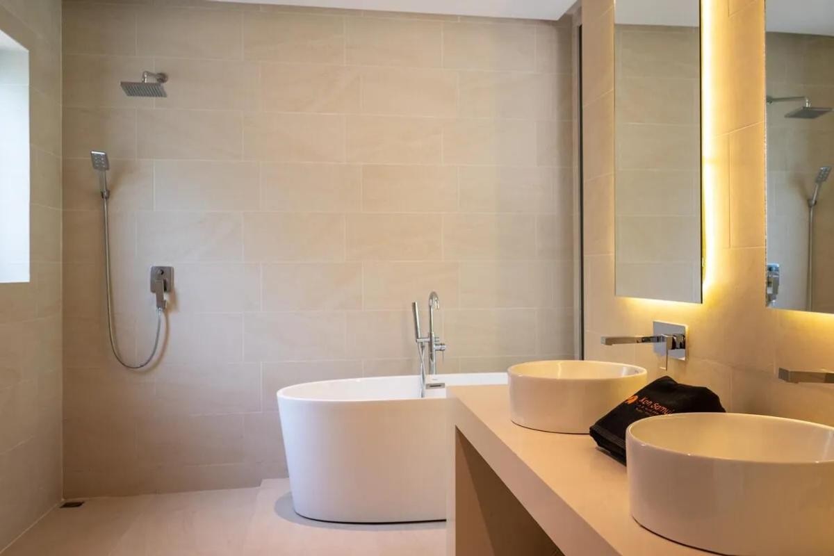 Villa Lola 2Br - Private Infinity Pool & Sea View 차웽 외부 사진